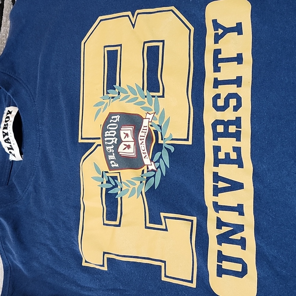 PLAYBOY UNIVERSITY CAMPUS BLUE GRAPHIC CREW-NECK SHORT-SLEEVE TEE-SHIRT